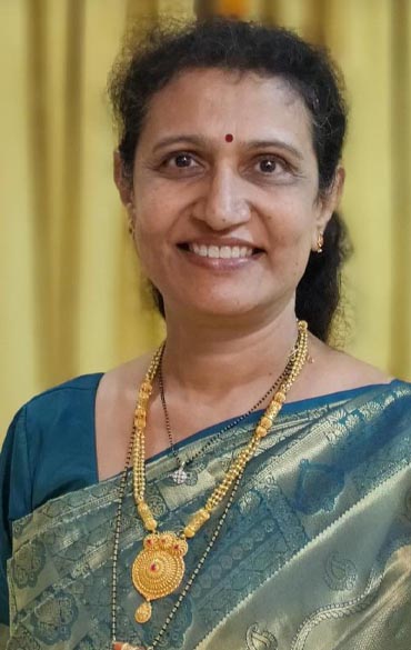 DR.POOJA ATUL VADGAONKAR